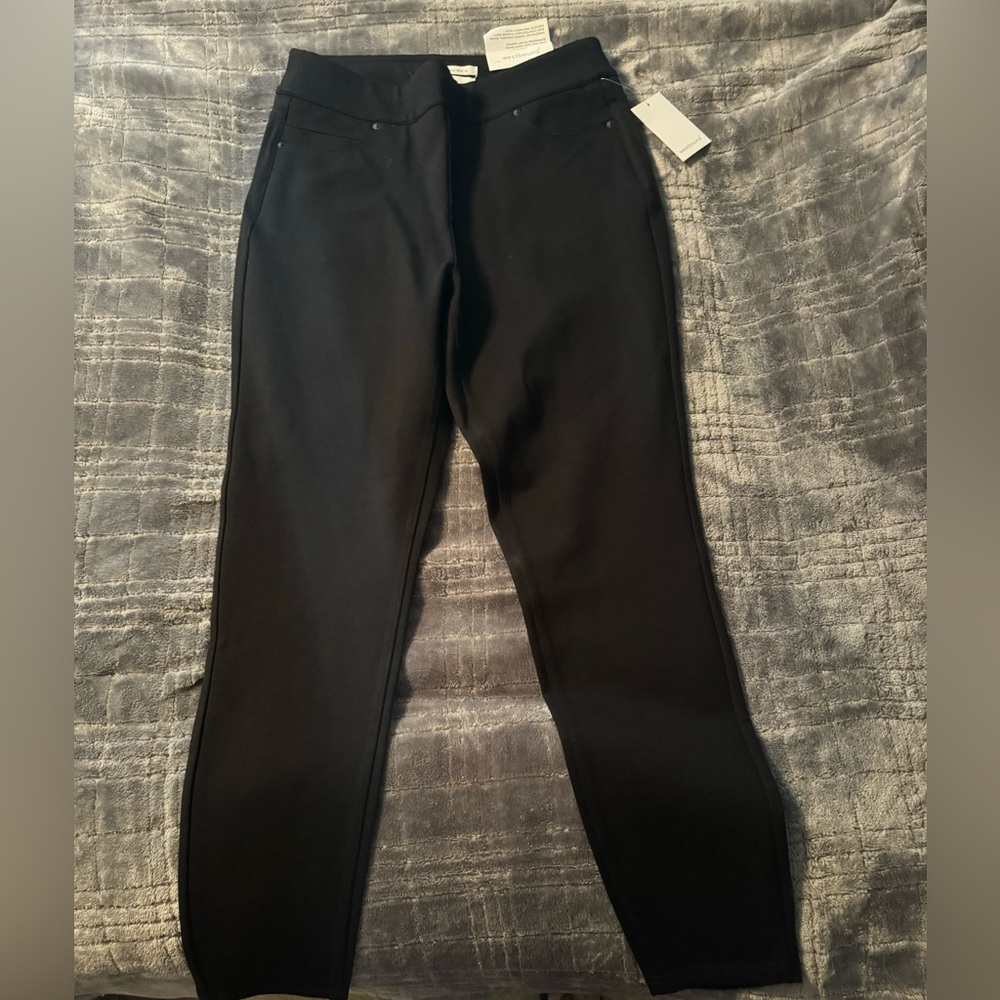 Black stretchy pants